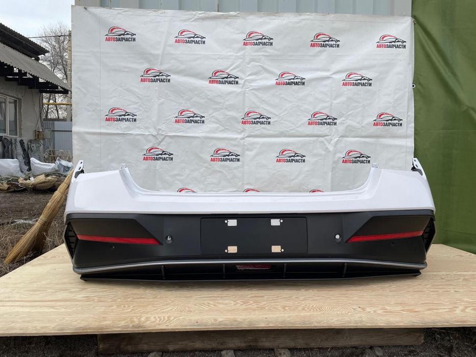 Hyundai Elentra капот дверь фара …