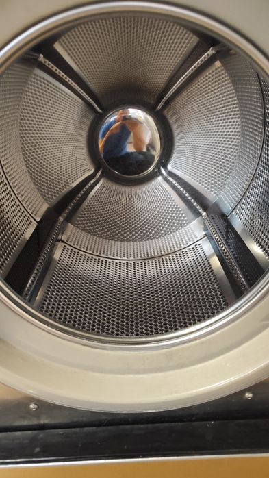 Професионална пералня Miele 10 kg.
