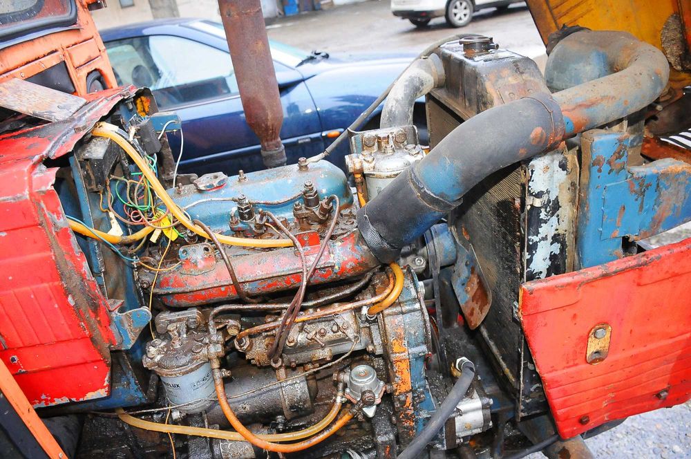 Tractor UTB L445 Leut Legumicol 45 CP 3 cilindri + utilaje gradinarit