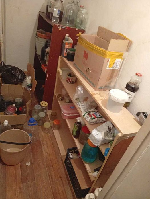 Тумба, полки для кладовки