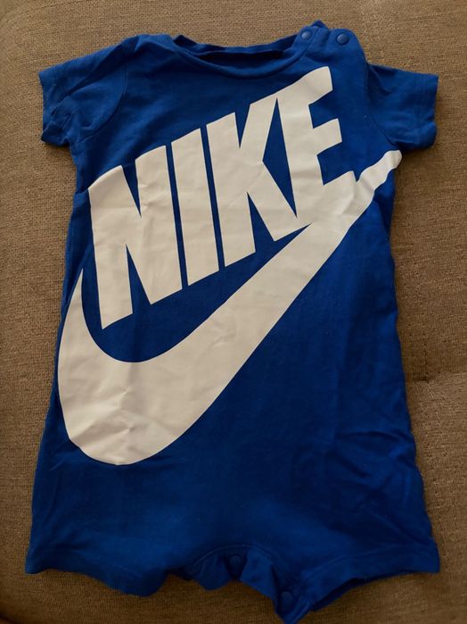 Детски бодита на NIKE