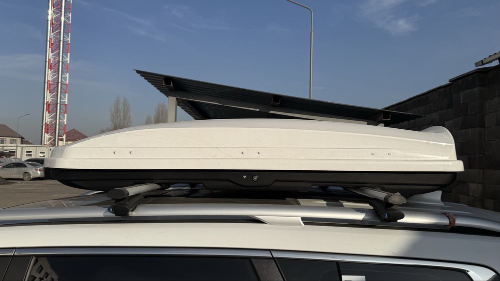 Автобокс почти новый