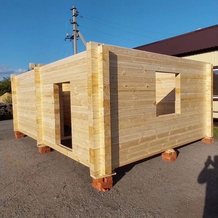 Сруб бани из профилированного бруса