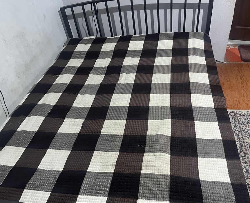 Кровать,кроват темірден жасалған