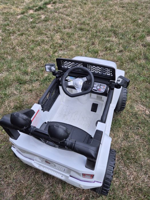 Jeep pentru copii,  masina cu telecomanda