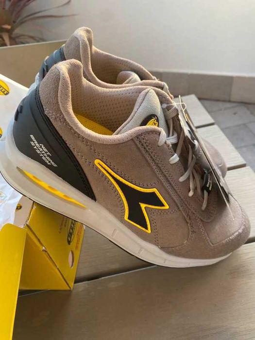 Bocanci de protecție DIADORA