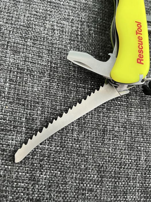 Швейцарски Джобен Нож Victorinox Rescue Tool