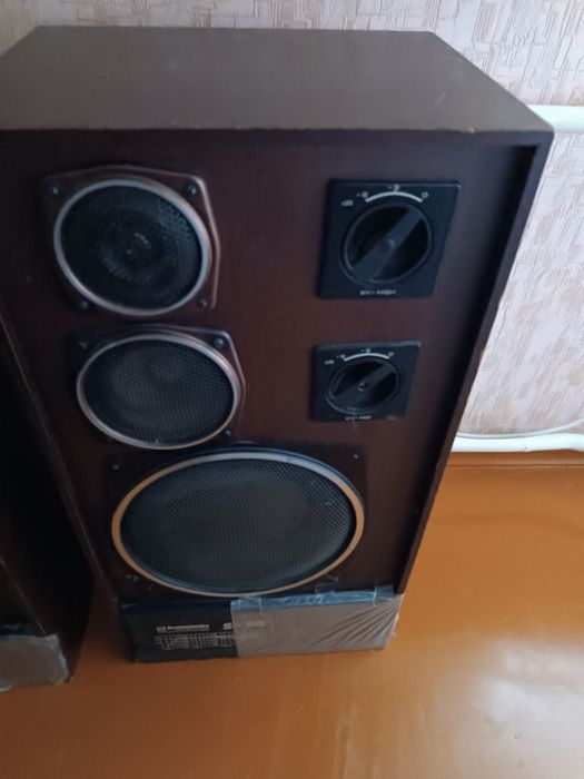 Продам колонки S90