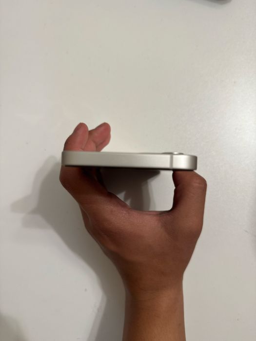 Iphone 12.