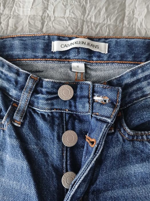 Детско яке Hugo Boss, Дънки Armani, Calvin Klein, Joma