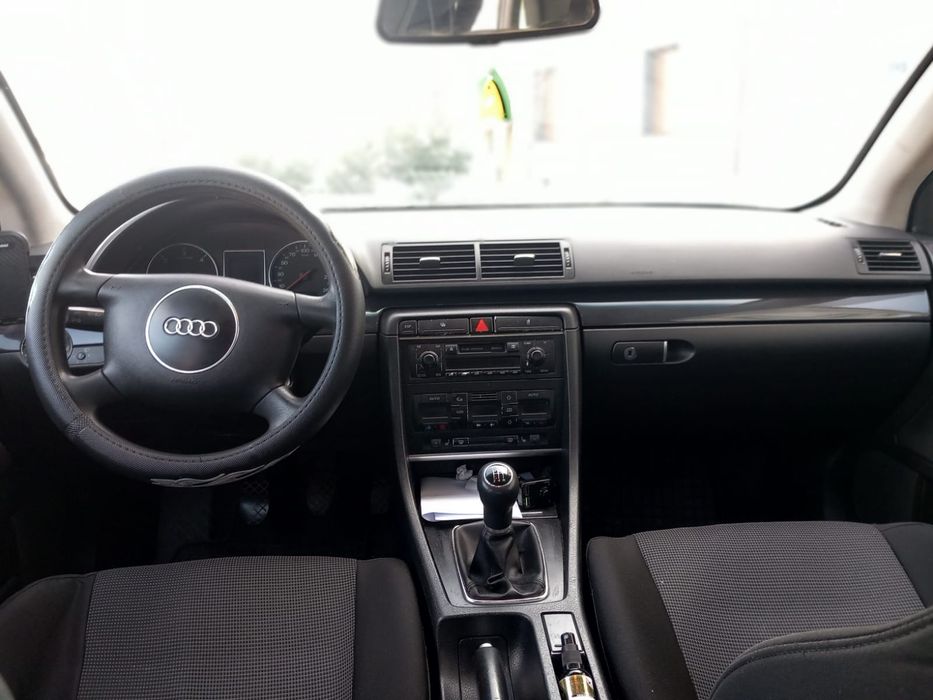 Vând Audi A4 B6 1.9 tdi