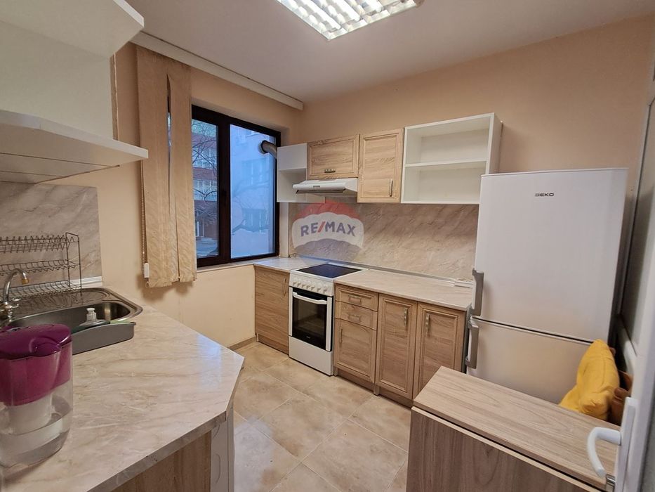 2-стаен в Варна-Спортна зала площ 54 цена 400