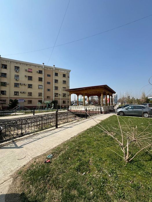 Продажа 
новастрока нурафшон куча чигатой
3 хона 3 етаж 5 етажл