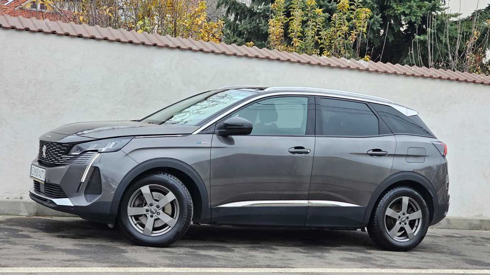 Peugeot 3008 ALLURE 1.6 PureTech 225cp Hybrid 2021 Automat/ Impecabila