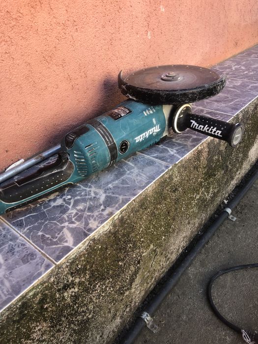 Flex mare makita GA 9030S