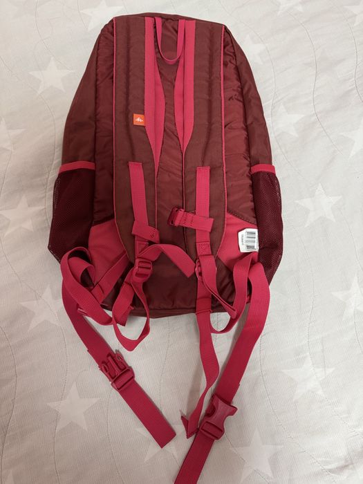 Раница Quechua по-голям размер