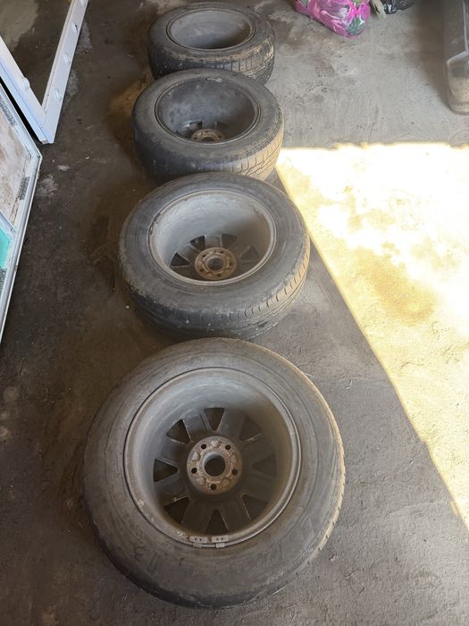 Продам колеса в сборе 195/65 r15.
