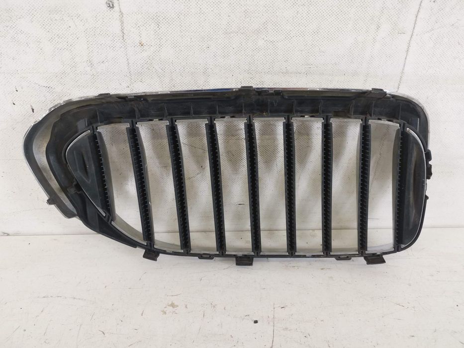 БМВ Серия 5 Г30 / BMW Seria 5 G30 Оригинална лява странична решетка на