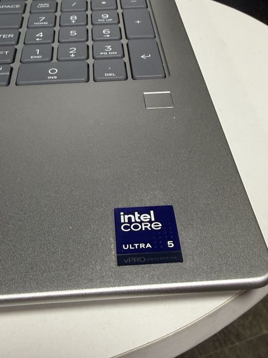 Hp EliteBook 6 G1i