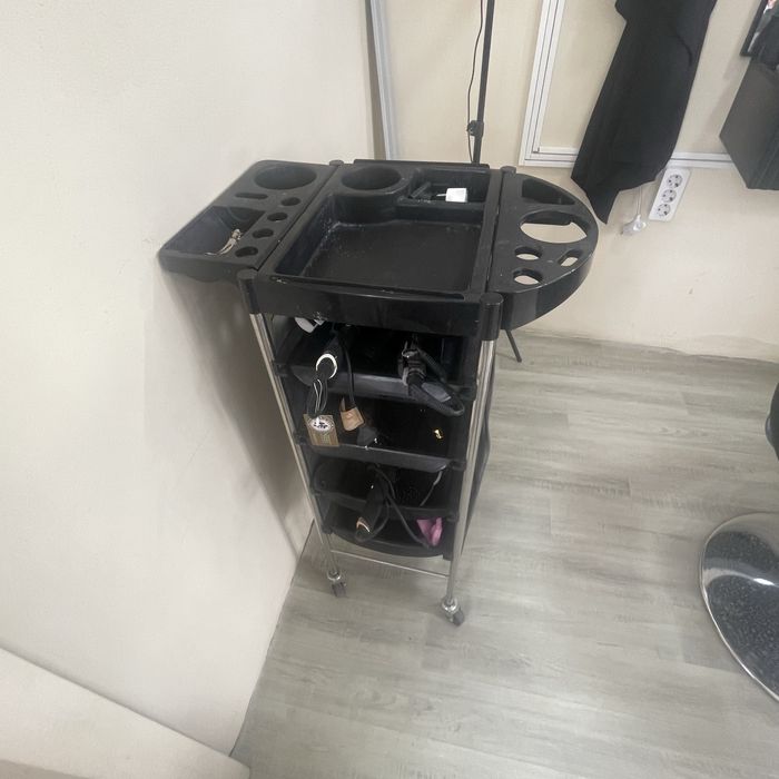 Помощник для парикмахера