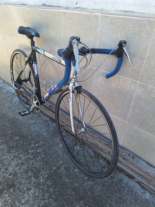 Шосеен велосипед 28цола!