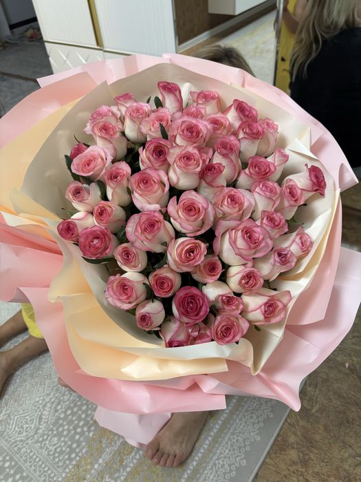 Цветы, 51 роза, свежие