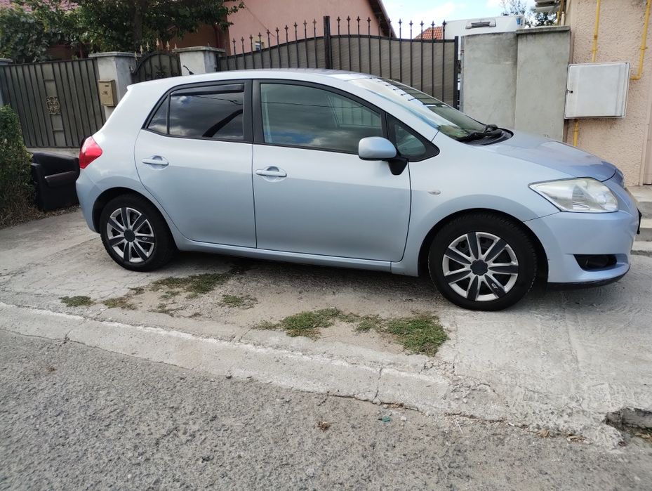 Toyota auris benzina