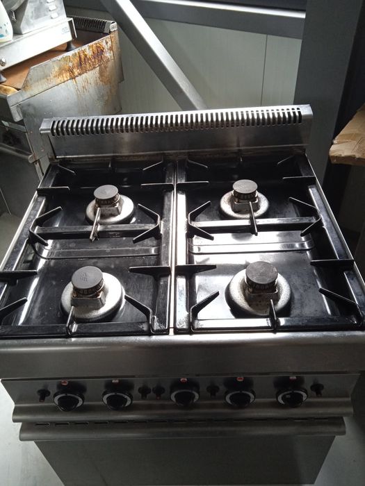 ГАЗ-- 2022 година ; 4 / 6,5 kw