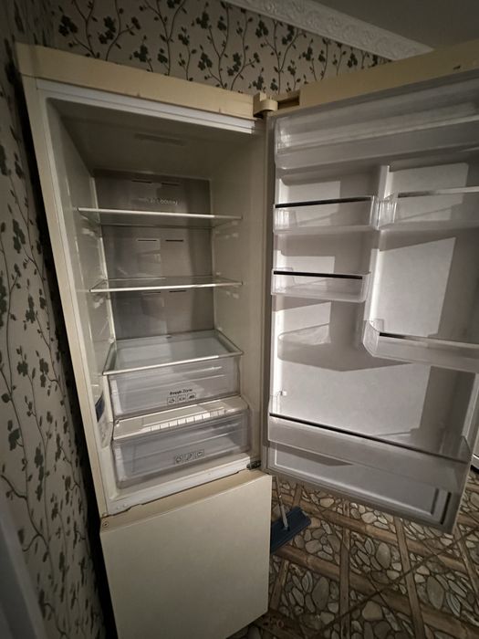 Продаётся холодильник