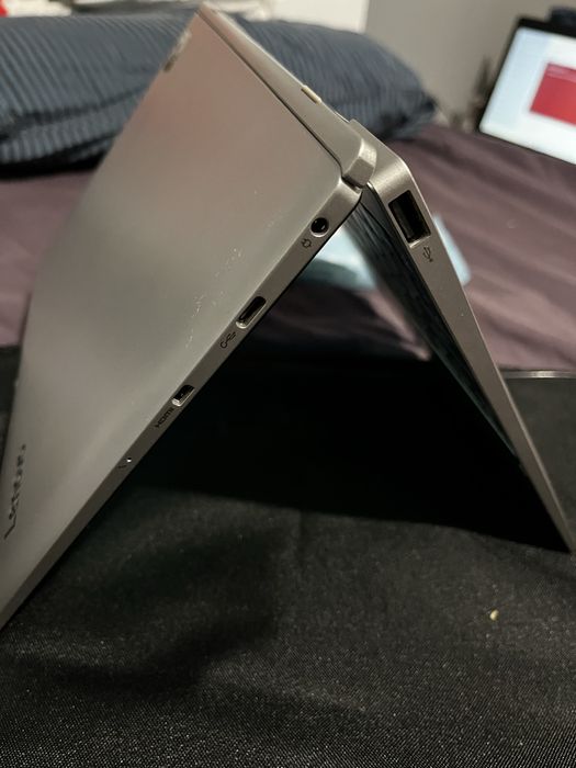 Лаптоп 2в1 Lenovo Miix 320-10ICR – 10.1” Touch, 4GB/64GB, Windows 10