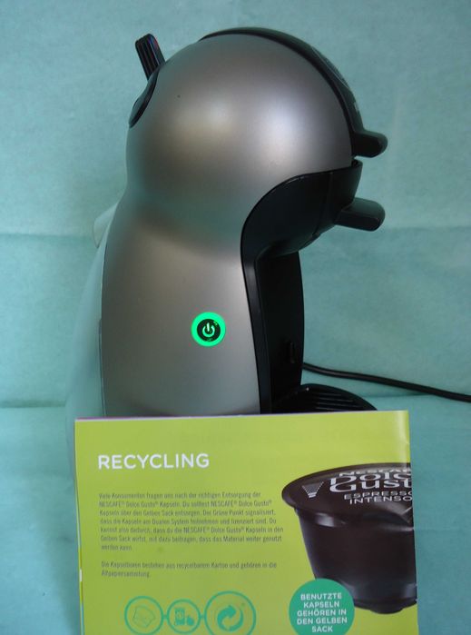 Кафемашина с гаранция 1 година NESCAFÉ® Dolce Gusto Krups Piccolo.Silv