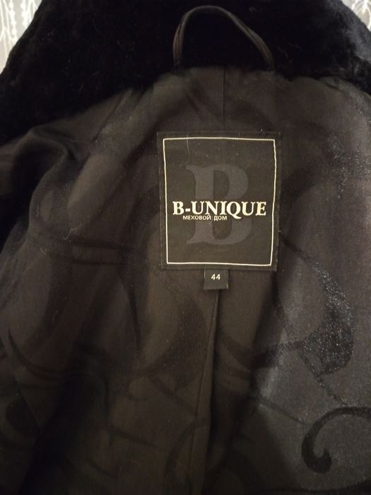 Шуба натуральная.мутон с норкой