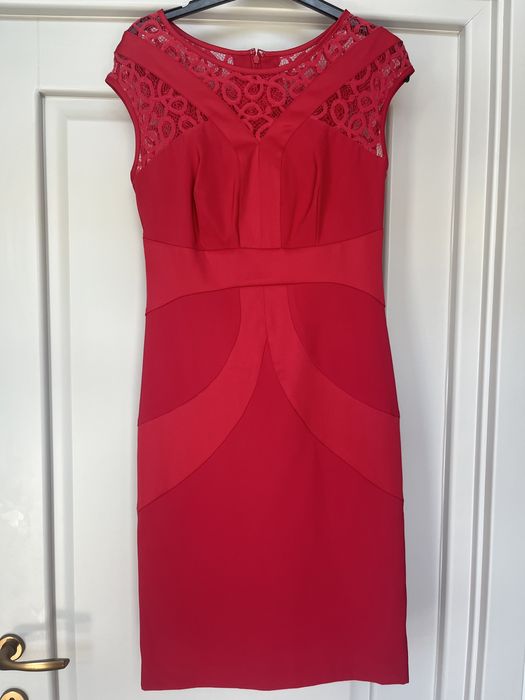 Rochie eleganta rosie