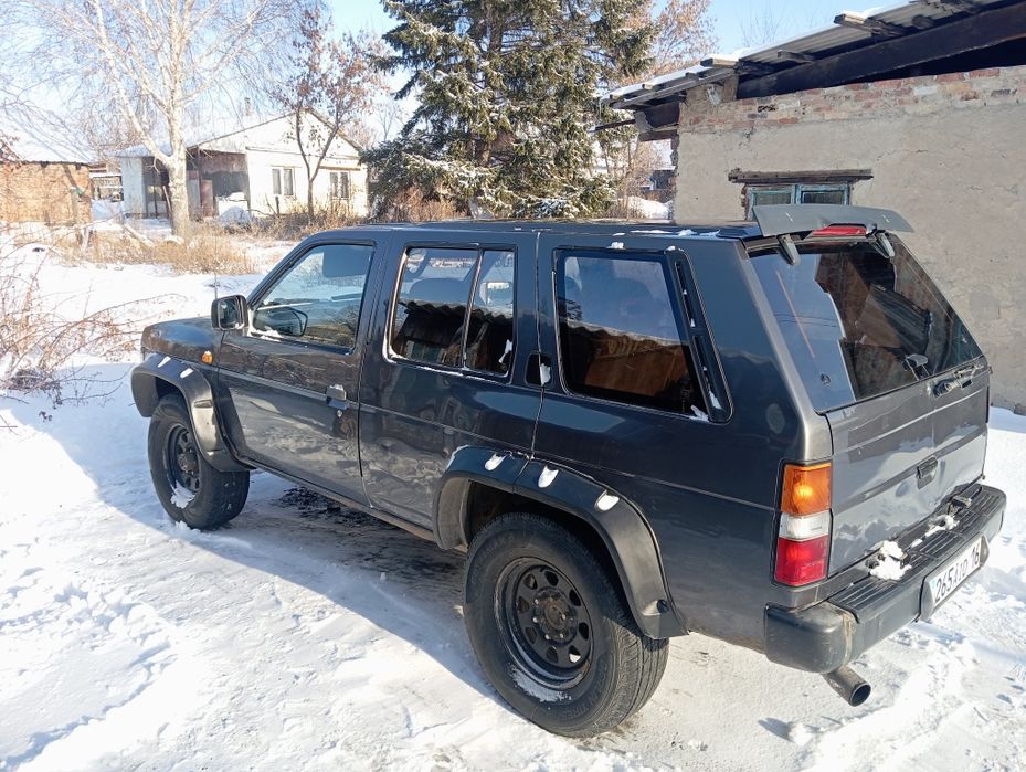 Ниссан Террано 1