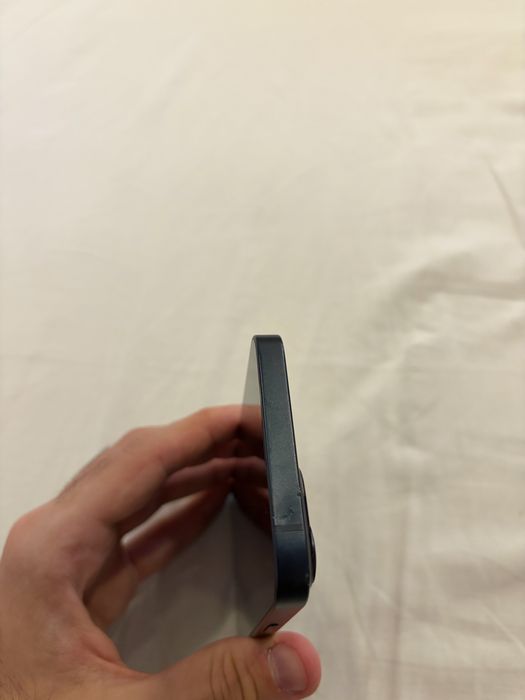 iphone 13 simplu albastru