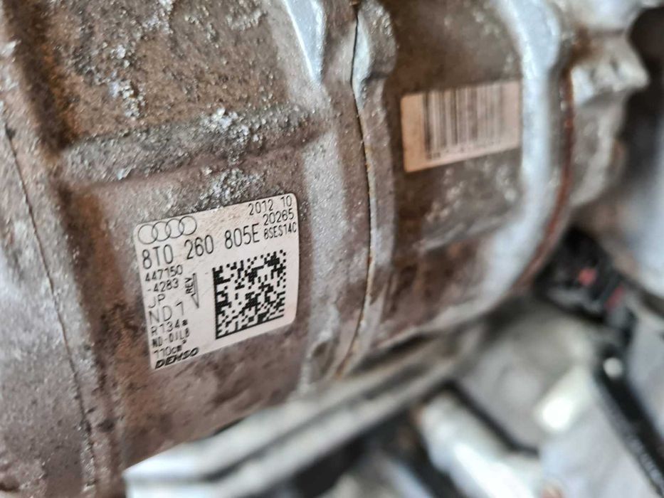 Compresor ac clima audi A4 A5 cod: 8T0260805E motor CJEB