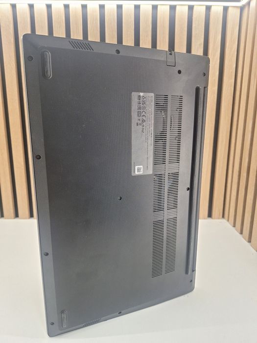 Lenovo / Intel I5 13420H / 16GB RAM / 512GB SSD / #60248