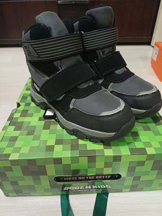 Продам обувь для мальчика зима , осень