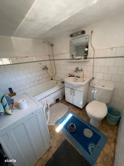 Casa ,curte și gradina.Teren cu 2700 mp.