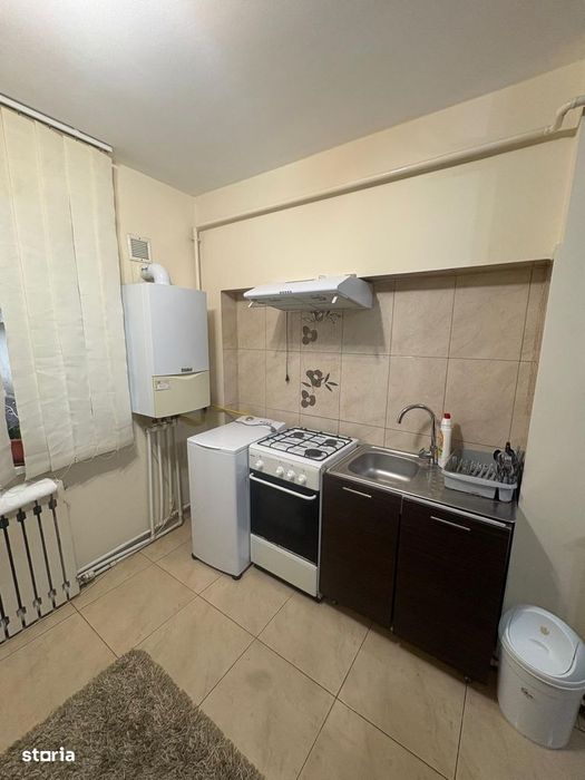 2 cam sd cuza voda starea civila 50 mp mob si utilata complet 500 euro