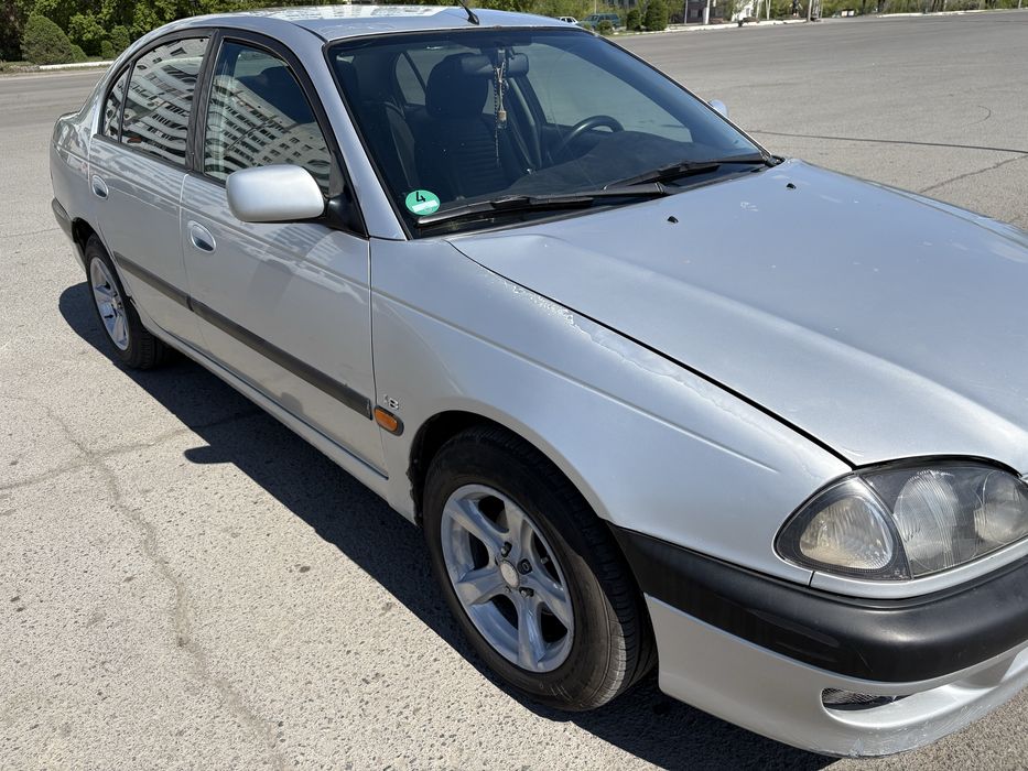 Продам Toyota Avensis