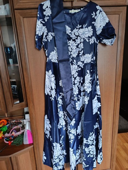 Продам женские вещи!