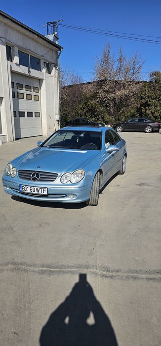 Vănd/Schimb Mercedes clk benzina +gpl, cu duster 2 (4x4) 1.5