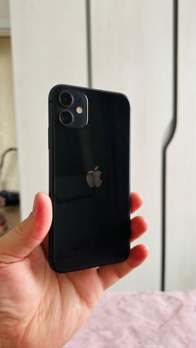 Продам Iphone 11