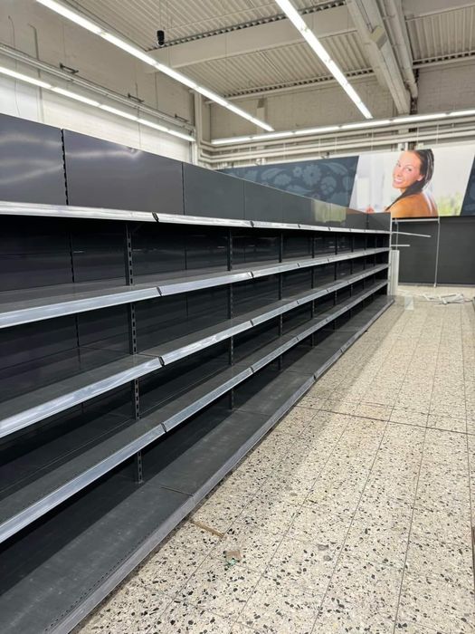 Rafturi metalice profesionale pentru supermarketuri