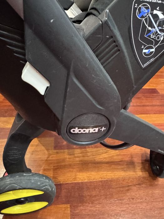Коляска детская Doona +