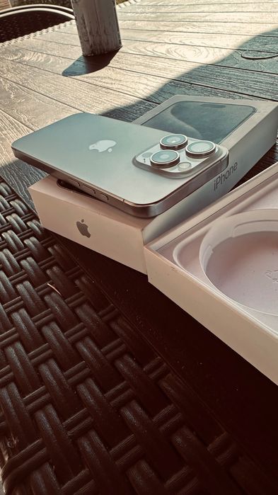 Iphone 15 pro 128 GB