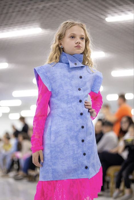 Дизайнерское платье для девочки