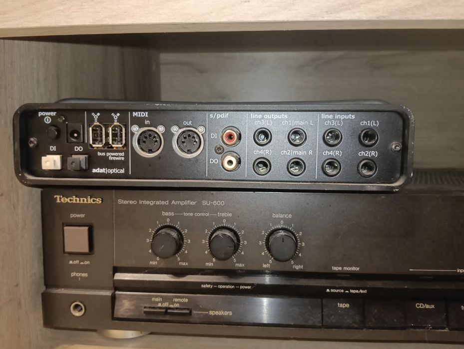 Boxe si amplificator hifi