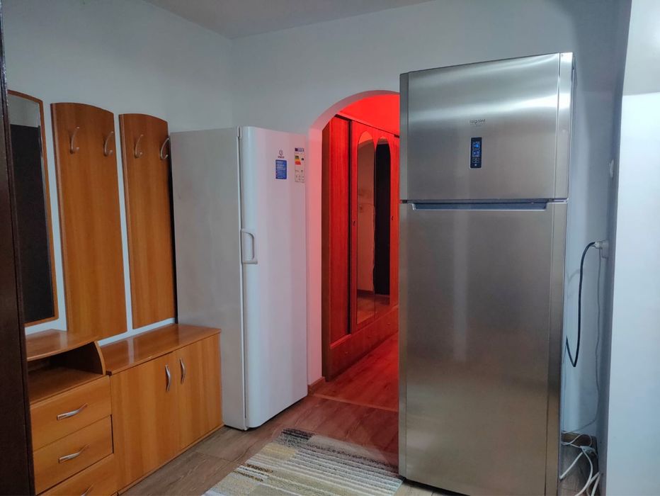 Apartament 3 cam Piata mica